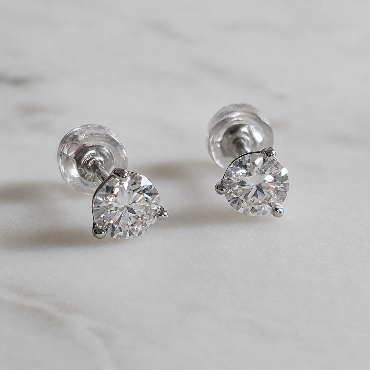Round-Cut Stud Earring Moissanite - 1.0ct