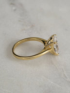 SOLITAIRE PEAR-CUT MOISSANITE RING - 4.0ct