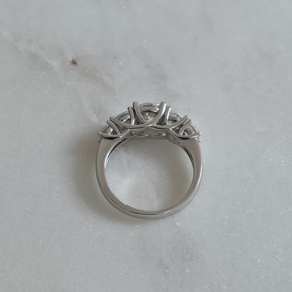 5-STONE ROUND-CUT MOISSANITE RING - 3.66ct