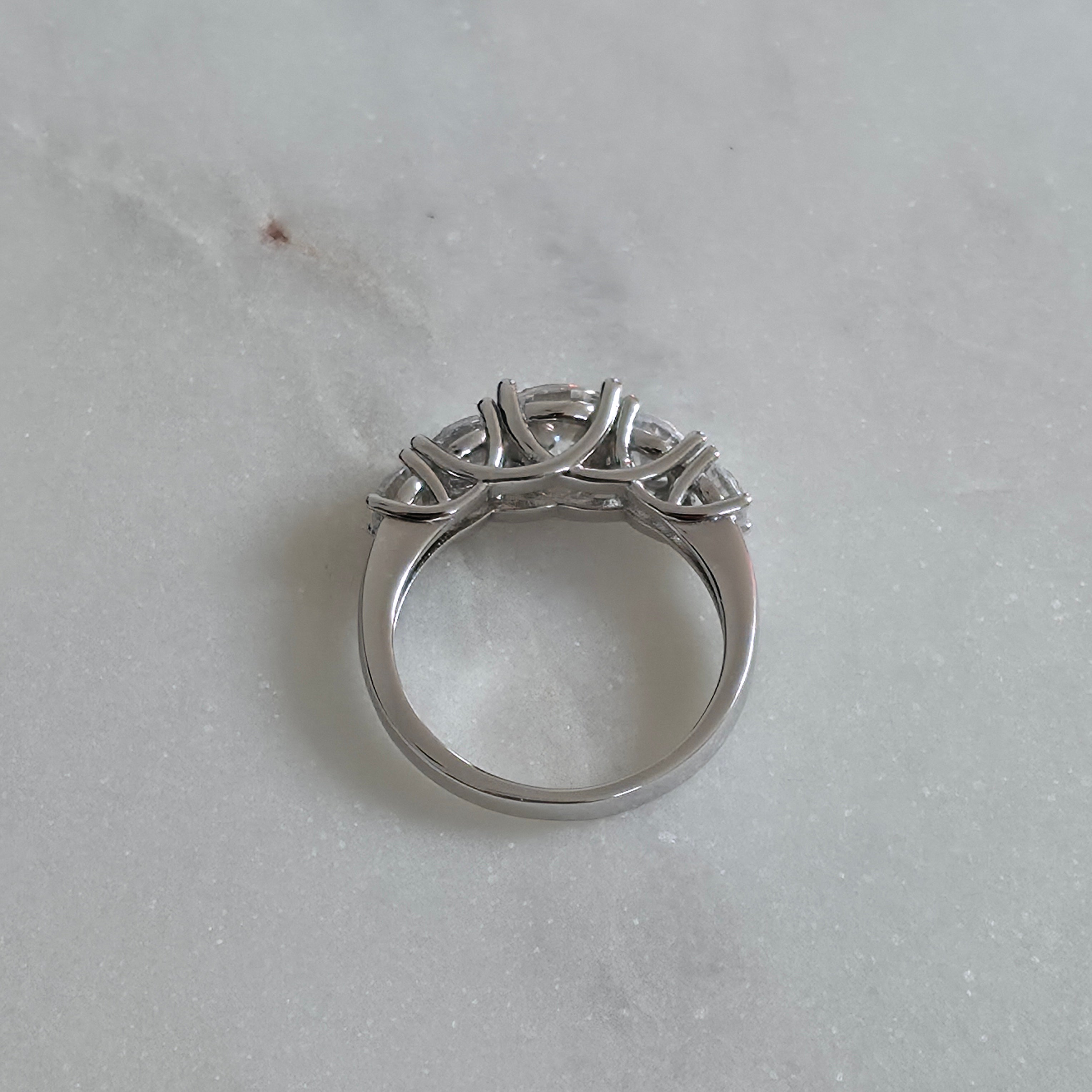 5-STONE ROUND-CUT MOISSANITE RING - 3.66ct