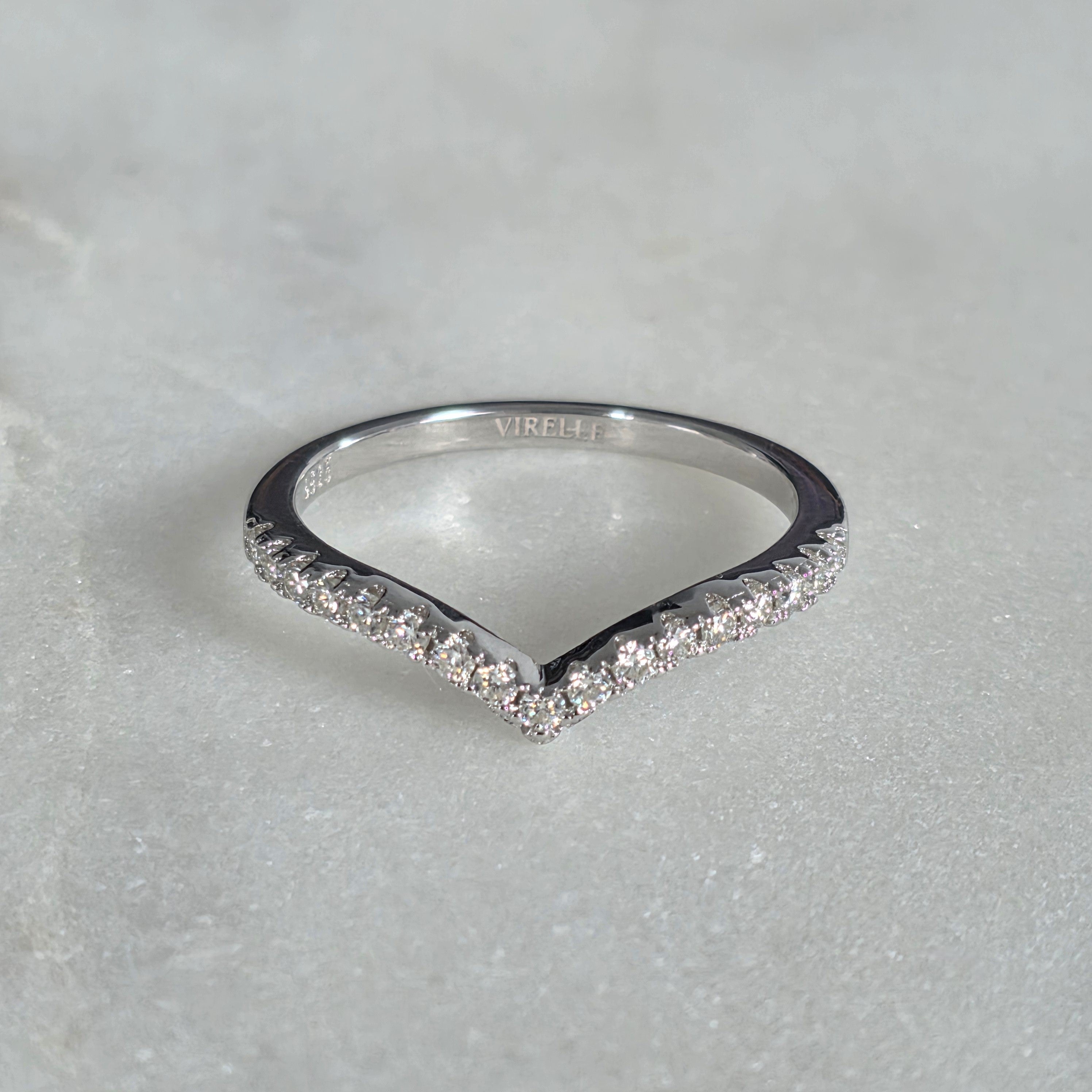 ALLIANCE CURVED STACKING 17st MOISSANITE RING - 0.26ct