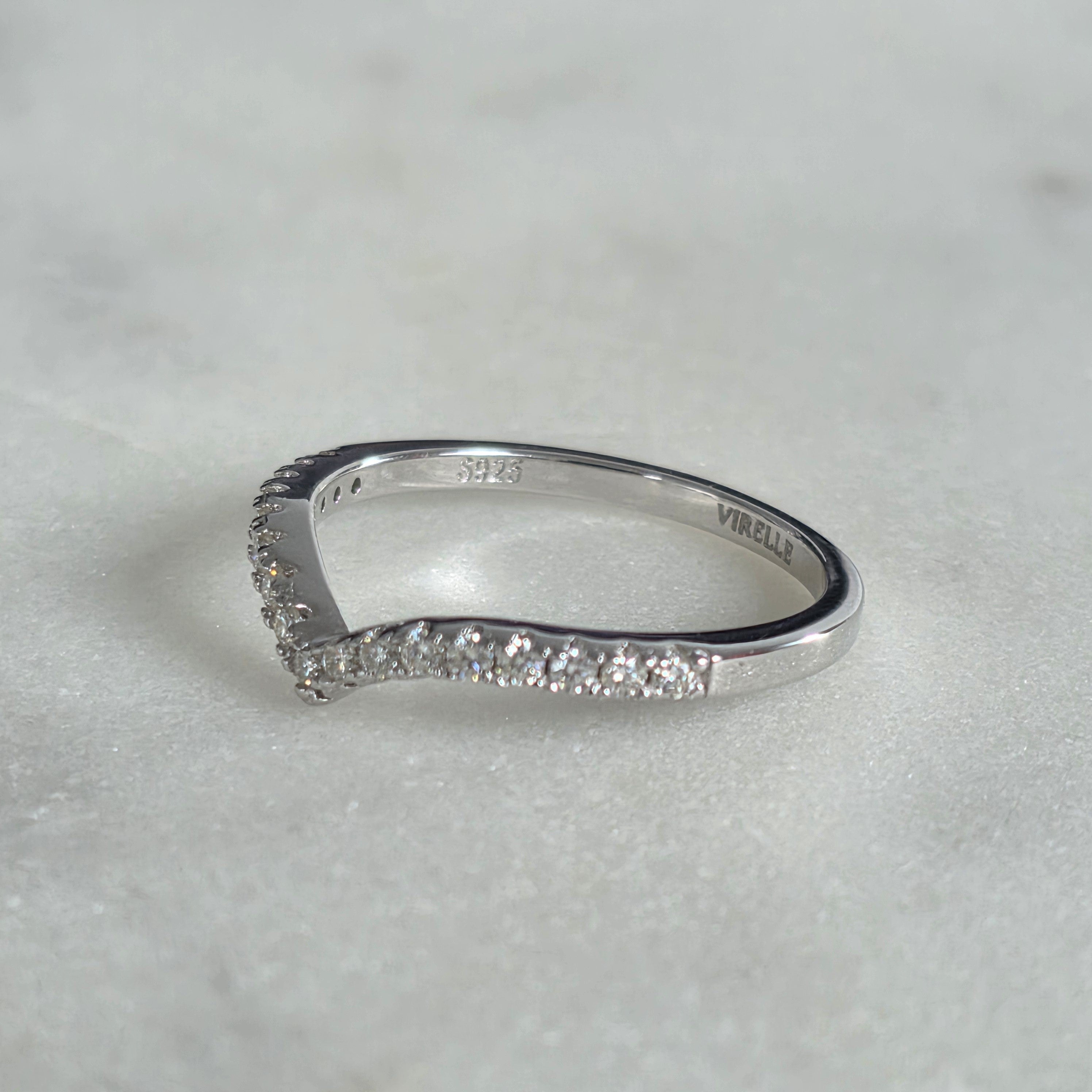 ALLIANCE CURVED STACKING 17st MOISSANITE RING - 0.26ct
